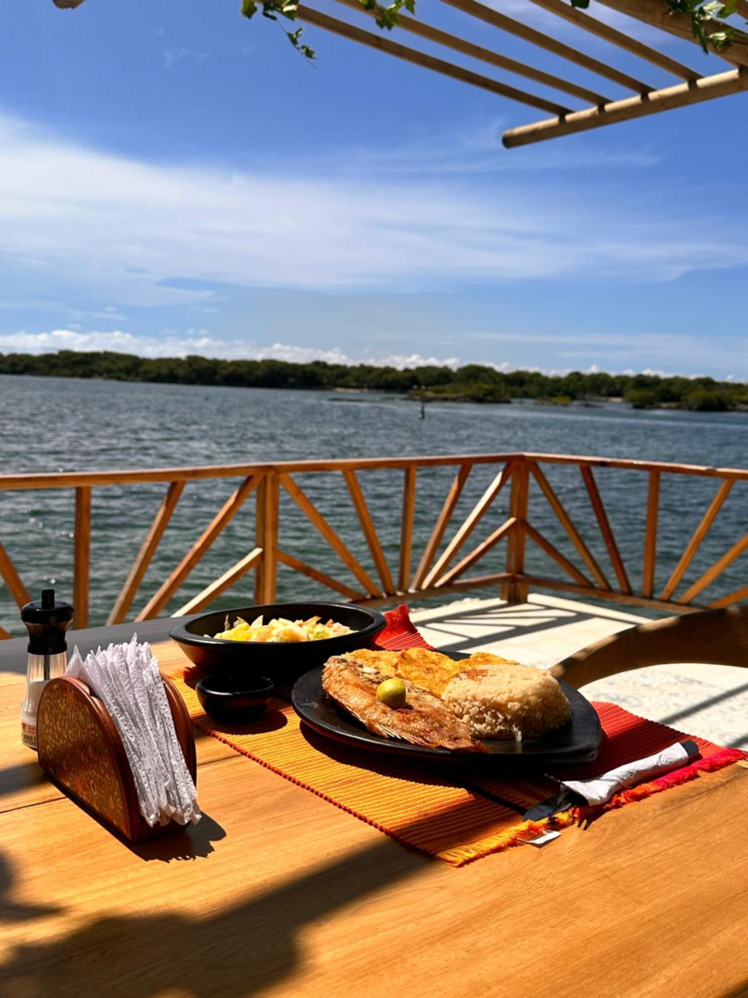 Orika Del Mar Hotel Isla Grande  Ngoại thất bức ảnh